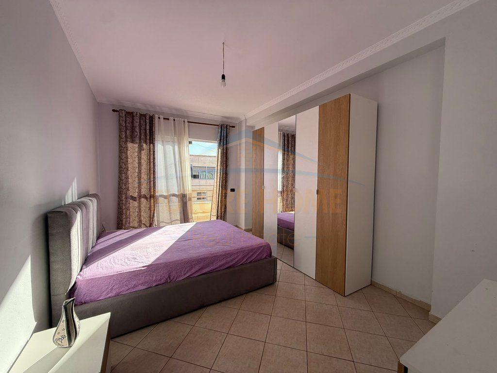 Shitet, Apartament 2+1+2, Unaza e Re PRO73540