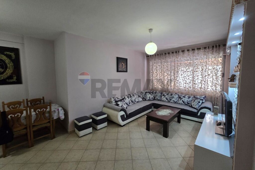 Apartament 1+1 per qira ne Astir!