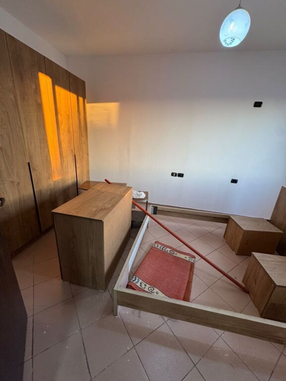 Jepet Me Qera Apartament 2+1+2 Ballkone