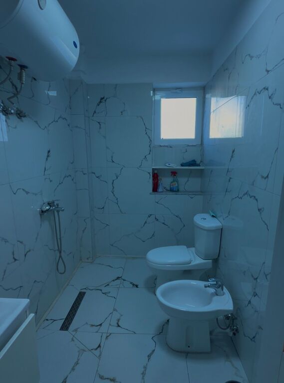 Apartament Per Shitje - Shkolla e Bashkuar