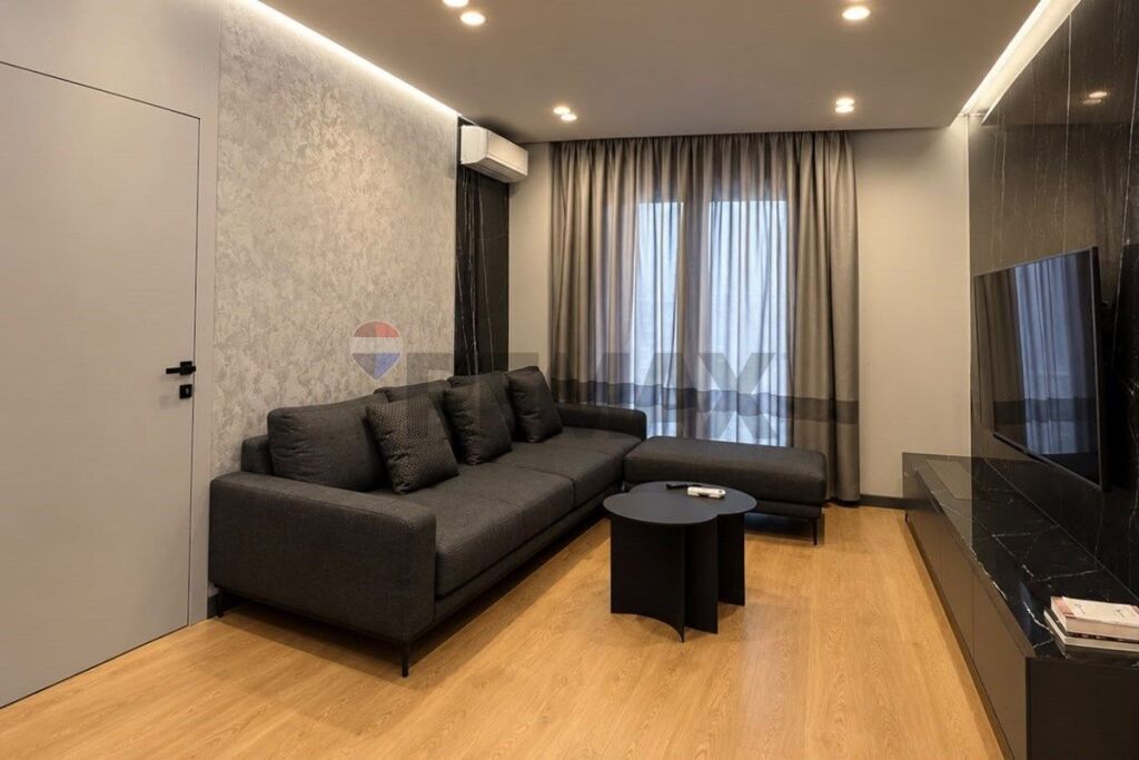 2+1 Apartment for rent in the Center!