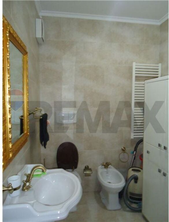 Modern 4+1 apartment for rent in Bllok