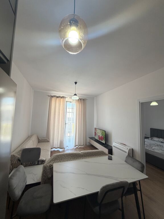 Jepet me qera apartament 1+1 – Univers City