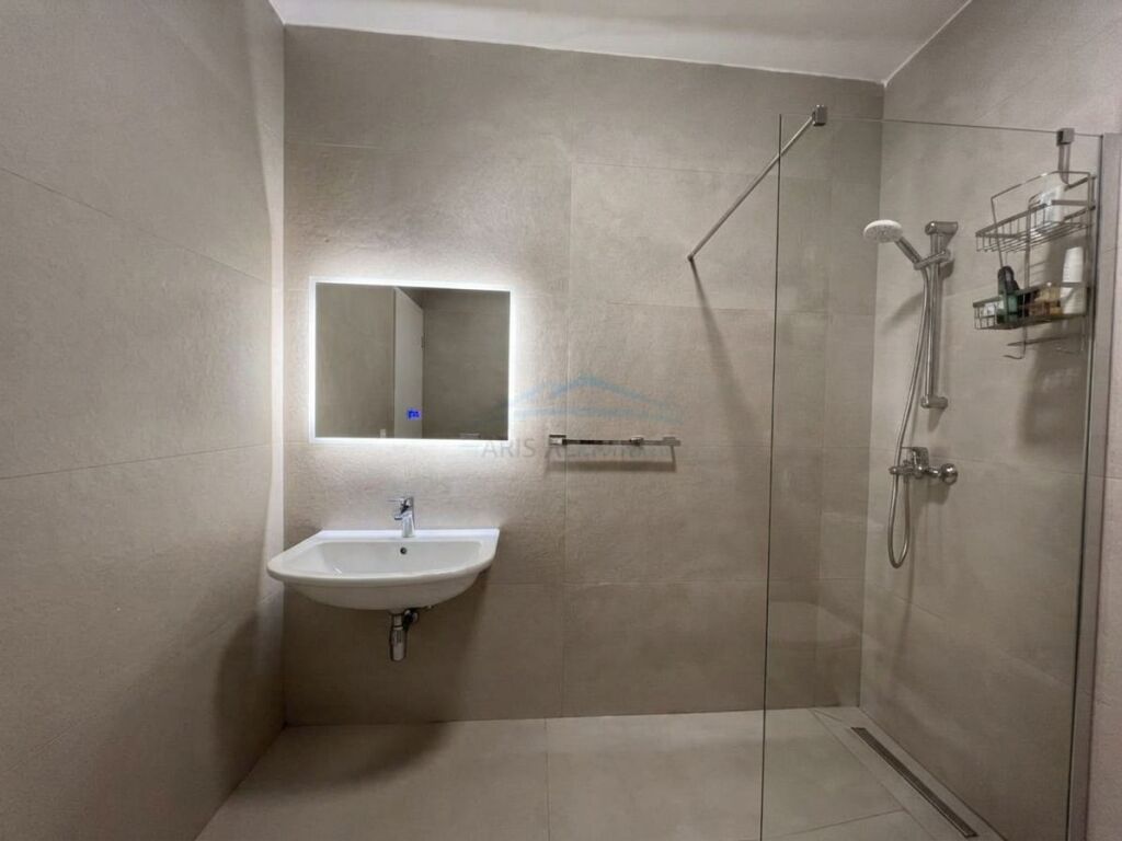 Qera, Apartament 1+1, Rruga e Kavajes, Tiranë.