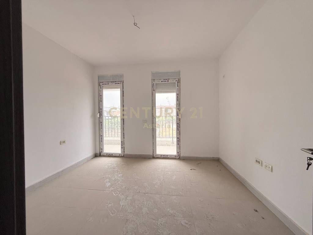 Appartamento 3+1+2 in affitto in via 5 Maji.
