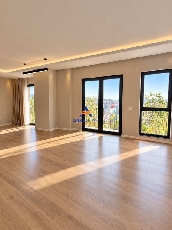 OFFICE FOR RENT 160M2 GROSS "GARDEN BUILDING COMPLEX, KAVAJES ROAD" 2400 EURO (WITHOUT PARKING SPACE)
