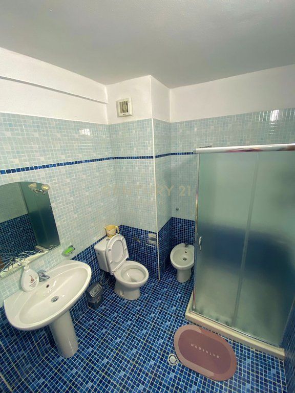 Jepet me qira apartament 2+1 në Vollga 700 € /Muaj
