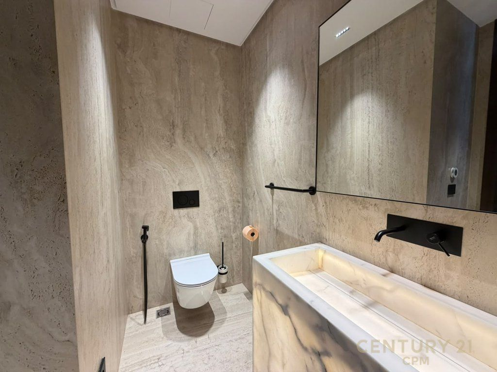 Luxury apartment for rent – Lake View Residence