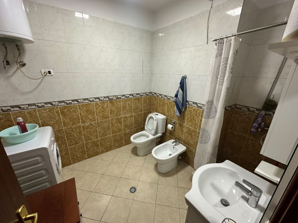 Apartament 1+1 me Qira Ish Ekspozita Tirane