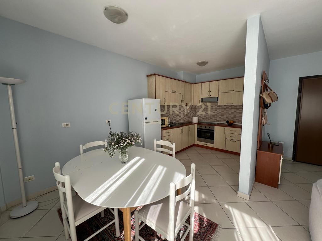 APARTMENT 2+1+2 FOR SALE – BARRICADES STREET!!
