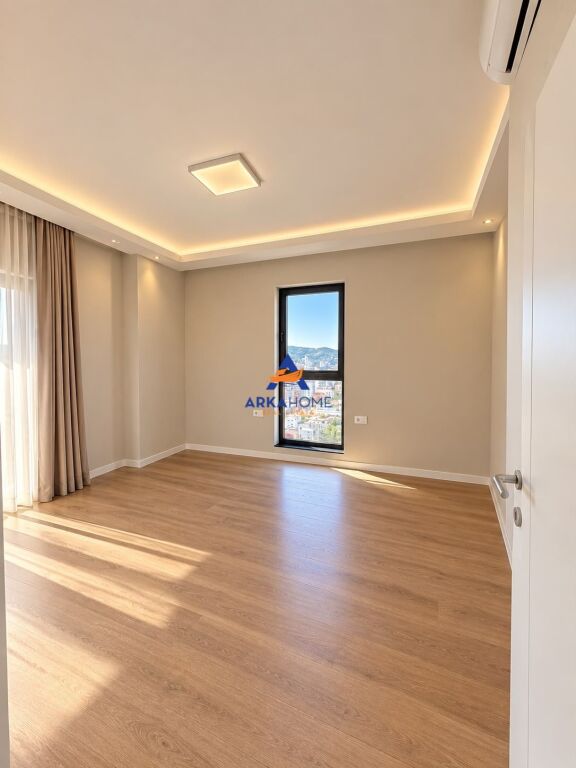 OFFICE FOR RENT 160M2 GROSS "GARDEN BUILDING COMPLEX, KAVAJES ROAD" 2400 EURO (WITHOUT PARKING SPACE)

