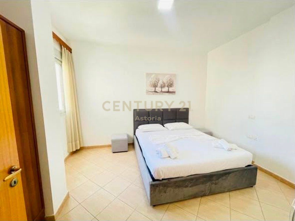 FOR SALE APARTMENT 2+1 FIRST LINE, LUNGOMARE VLORE.