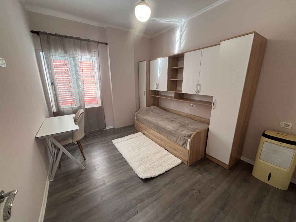 APARTAMENT ME QIRA – PAS LAKE VIEW