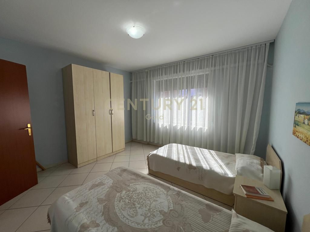 APARTMENT 2+1+2 FOR SALE – BARRICADES STREET!!