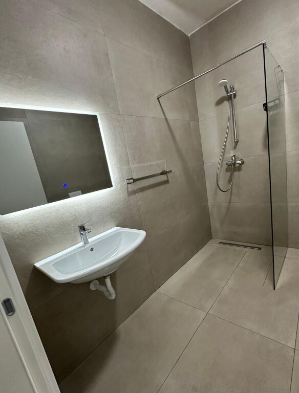 Apartment For Rent 1+1 In Center (ID B2101931) Tirane