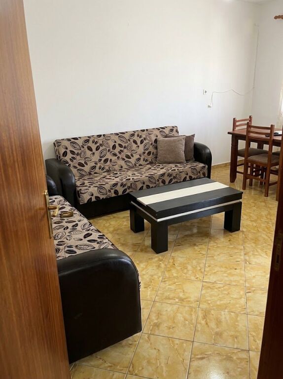 Apartment 2+1 for rent – Dibra Street, Faculty of Medicine !