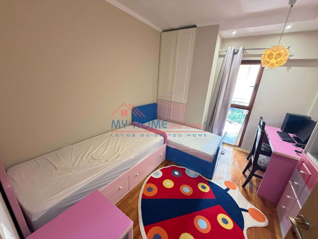 Apartament 2+1 me qera Rruga Barrikadave ne Tirane