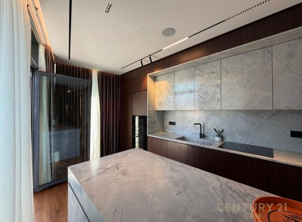 Apartament luksoz per qira – Lake View Residence