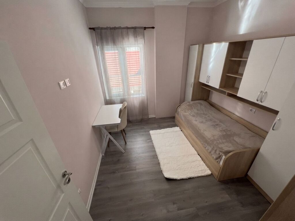 Rent, Apartment 2+1+2, near Lake View, Tirana