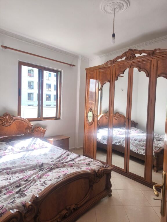 Jepet me qera apartamenti 2+1