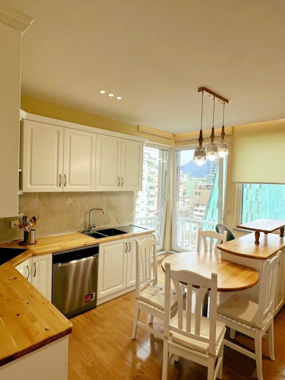 For RENT 2+1 apartment in Bllok, School “11 Janari”