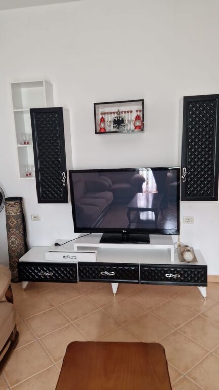 Apartament me qera 3+1 ne Rrugen e Elbasanit ID 5701