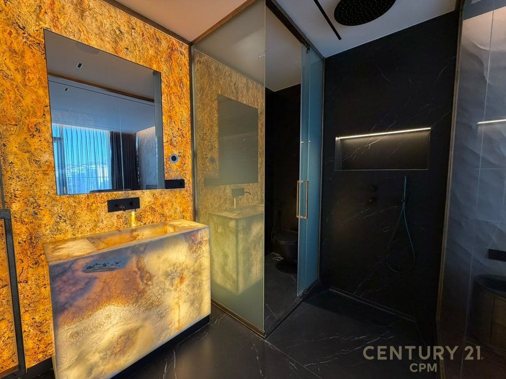 Apartament luksoz per qira – Lake View Residence