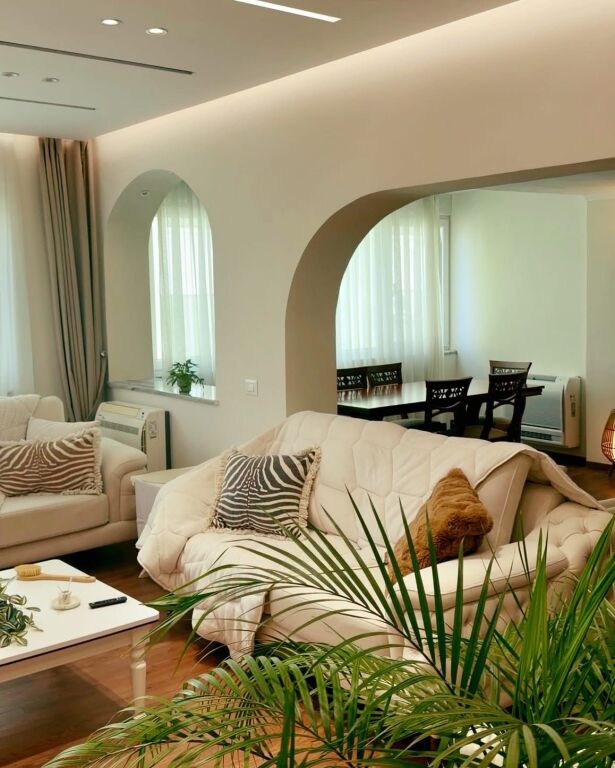For RENT 2+1 apartment in Bllok, School “11 Janari”