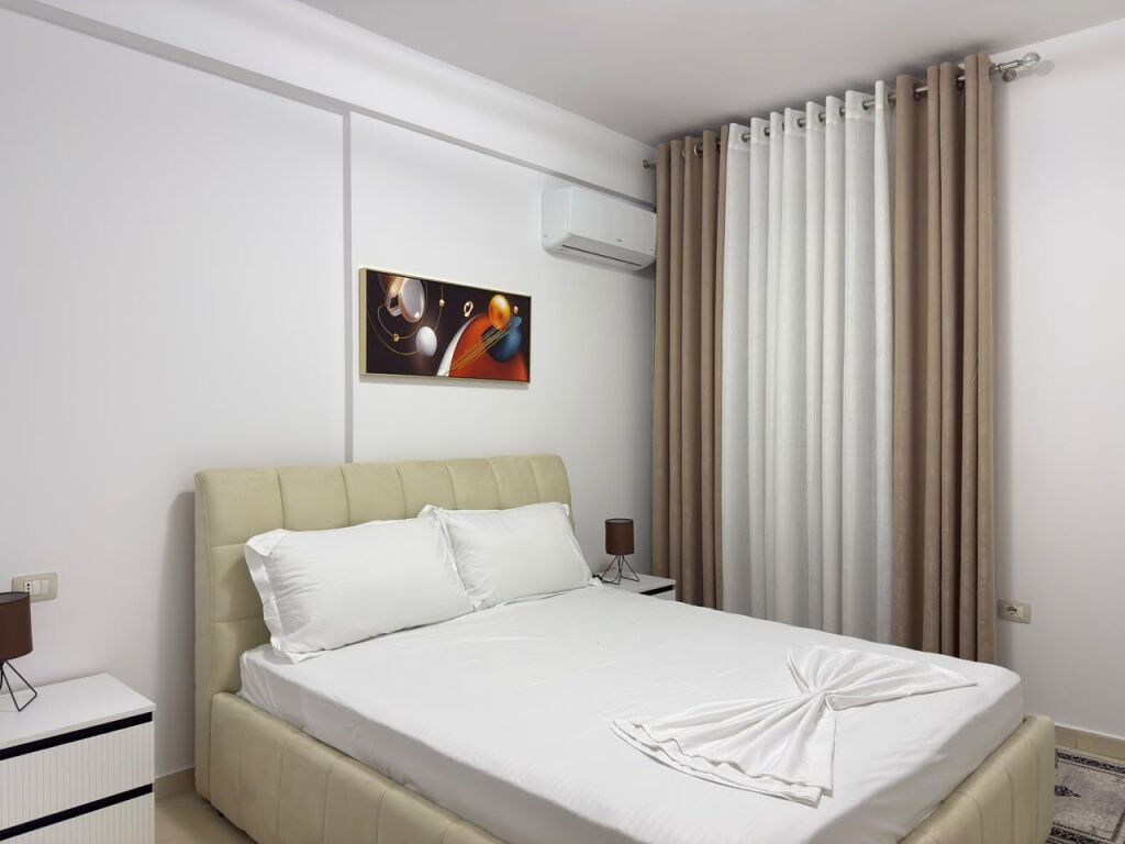 🏠 1+1 APARTMENT FOR SALE – NEWLY RENOVATED – FORMER FISH PROCESSING PLANT AREA, VLORË.