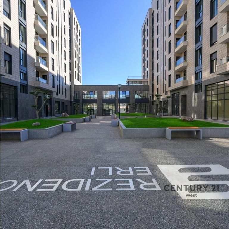 Apartament 2+1+2 për shitje te Rezidenca Erli, Porcelan