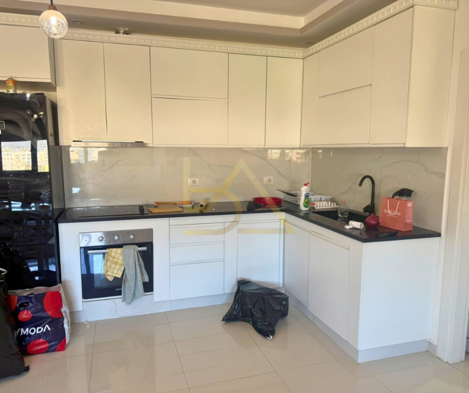 JEPET ME QIRA APARTAMENT 2+1 – RRUGA EGNATIA, TIRANË