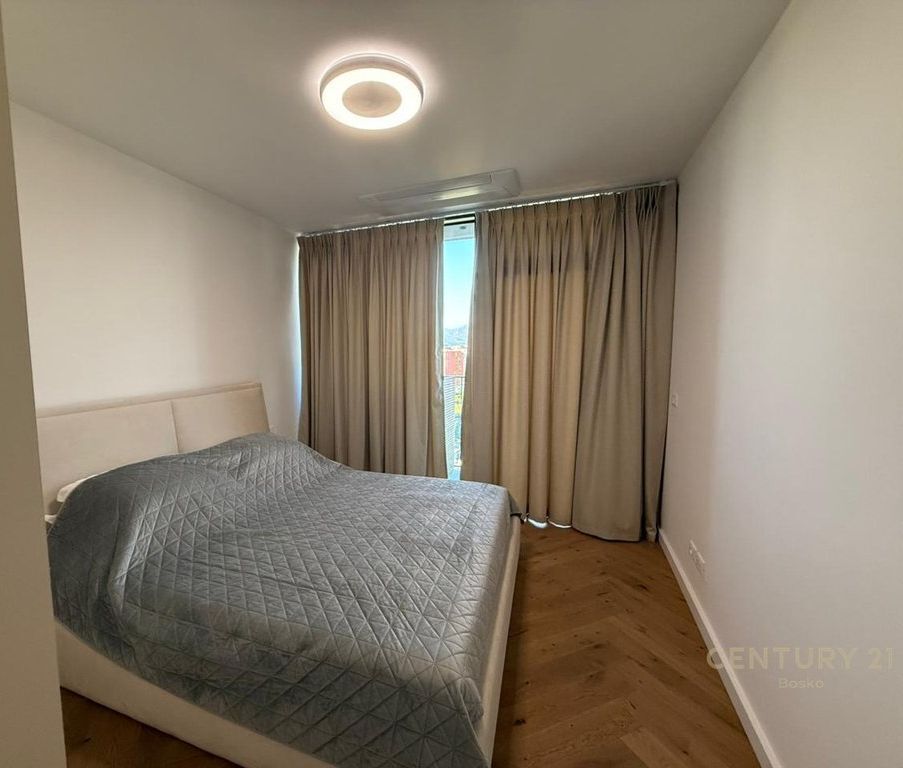 Apartament 1+1 për Shitje me Post Parkimi | Lake View
