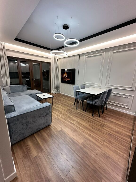 Apartment 1+1 for sale at Komuna e Parisit