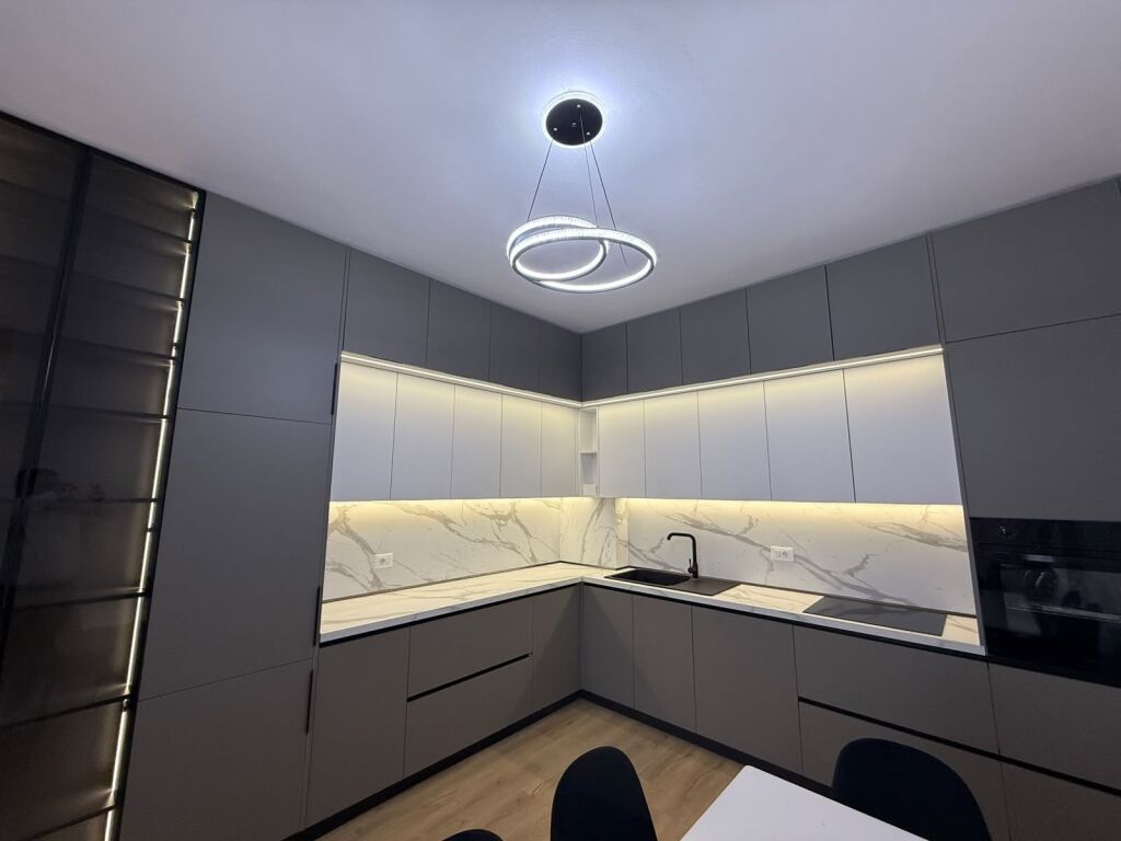 Apartament 2+1+2 te Aura ne Laprake