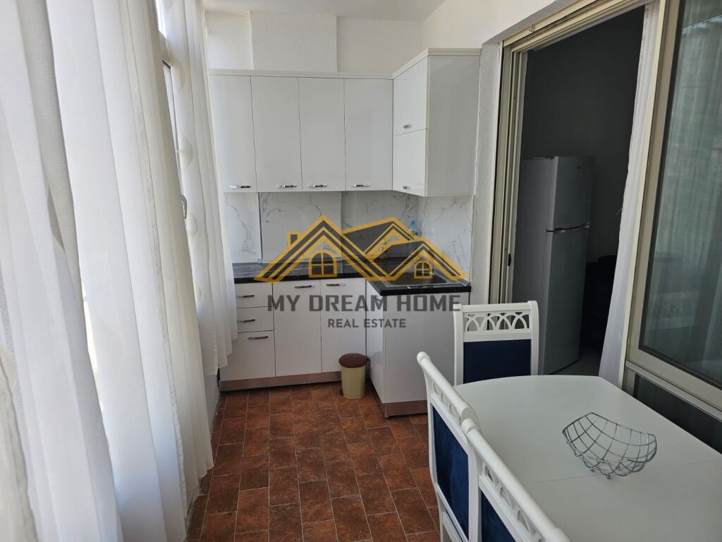SHITET APARTAMENT 1+1 NE GOLEM