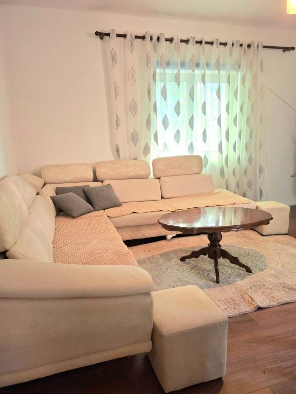 APARTAMENT 2+1 PER QERA PRANE PARKUT OLIMPIK