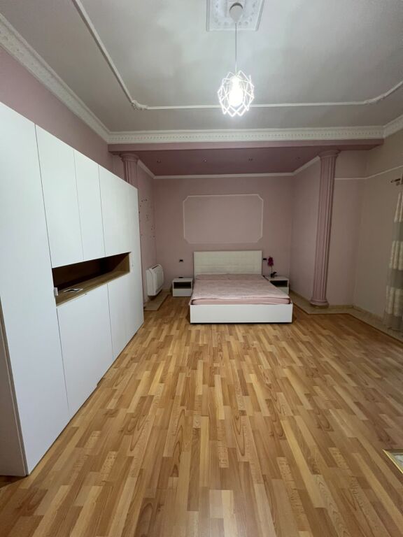 🏡 JEPET ME QIRA APARTAMENT 2+1 PRANË STADIUMIT, DURRËS