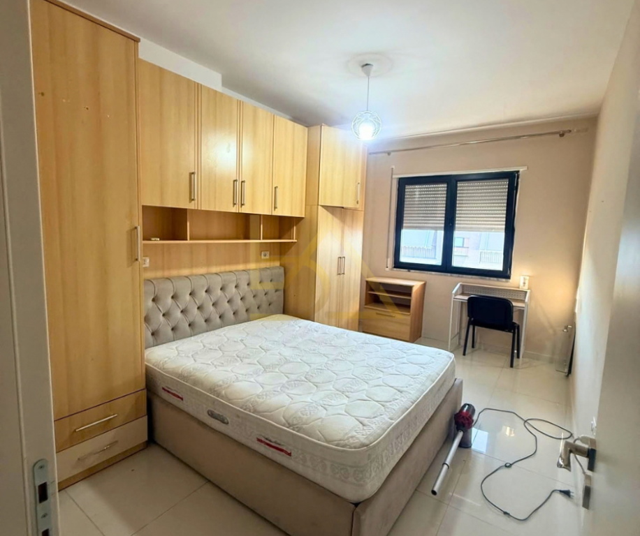 JEPET ME QIRA APARTAMENT 2+1 – RRUGA EGNATIA, TIRANË