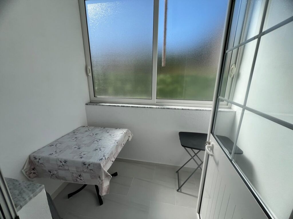 QIRA KATI l PARE 3+1 I NJE VILE NE PLAZH TEK XIXA 500 EURO
