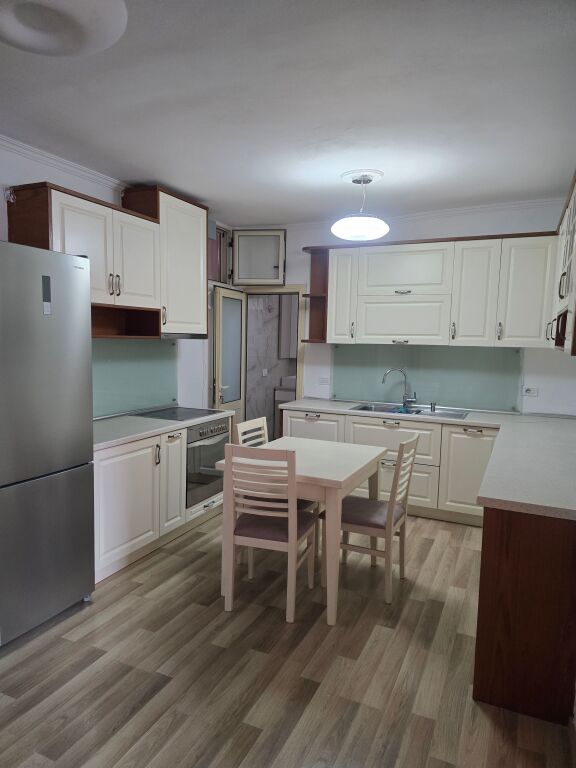 Jipet me qera Apartament 1+1 Te liceu