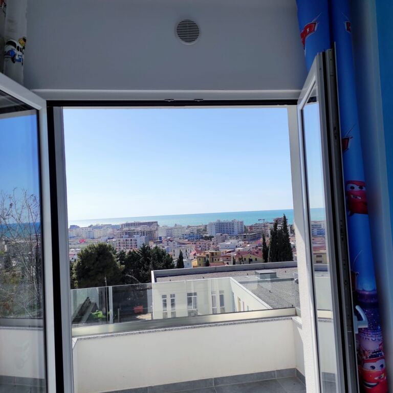 🏡 VILË MODERNE LUKSOZE NË GOLEM – PAMJE E PLOTË DETI 🌊