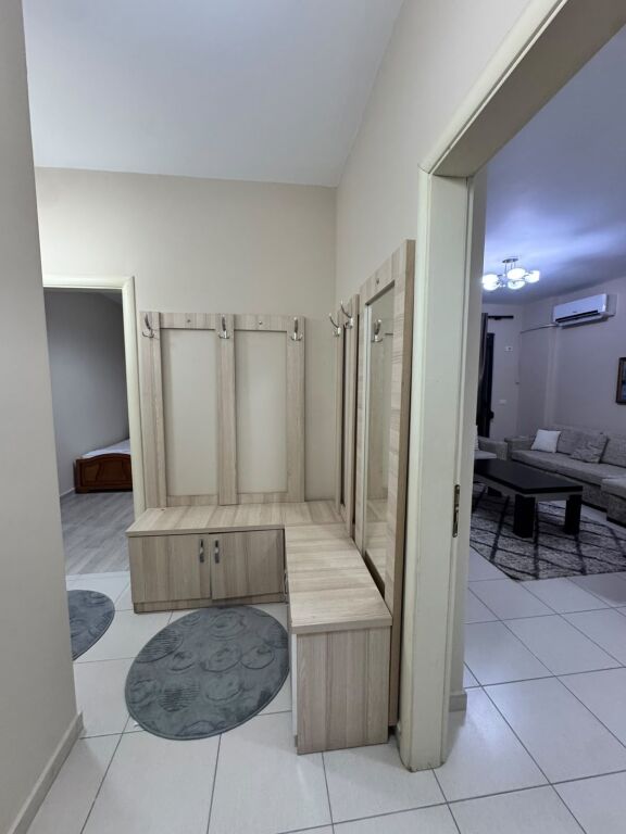Apartment 2+1, Astir!