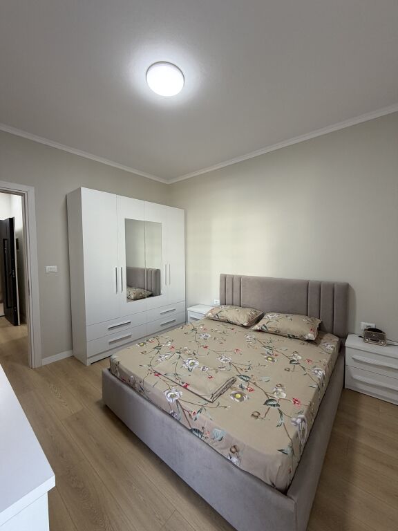 Jepet me qera apartament 1+1 – Univers City