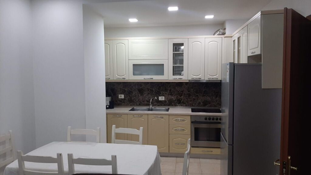 Qera, Apartament 2+1+2, Astir, Tirane