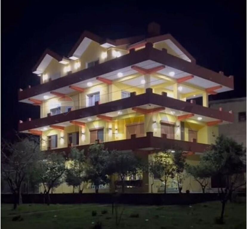 Vilë - Për Qira - Tufinë, Tiranë