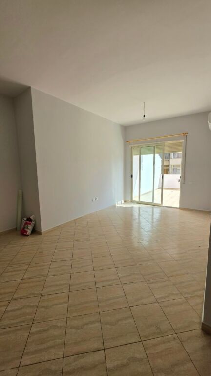 Super Ap Sale 3+1+1Verand / Lake That.