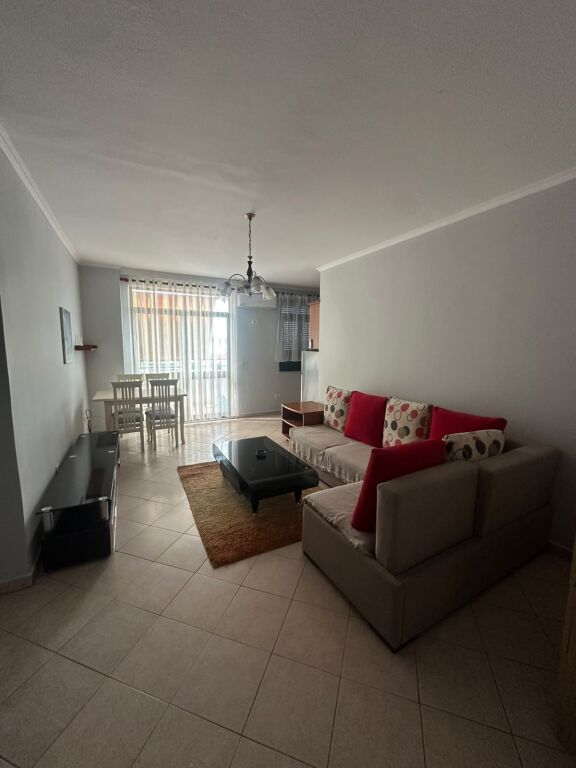 Apartament 1+1 me Qira Ish Ekspozita Tirane