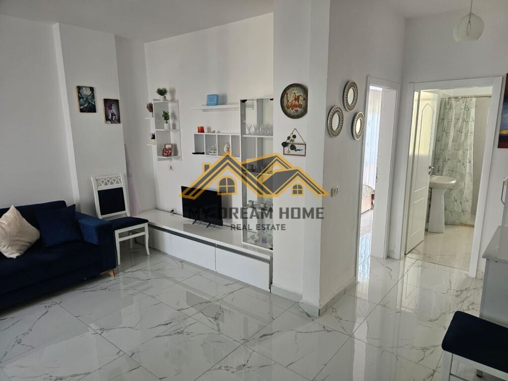 SHITET APARTAMENT 1+1 NE GOLEM