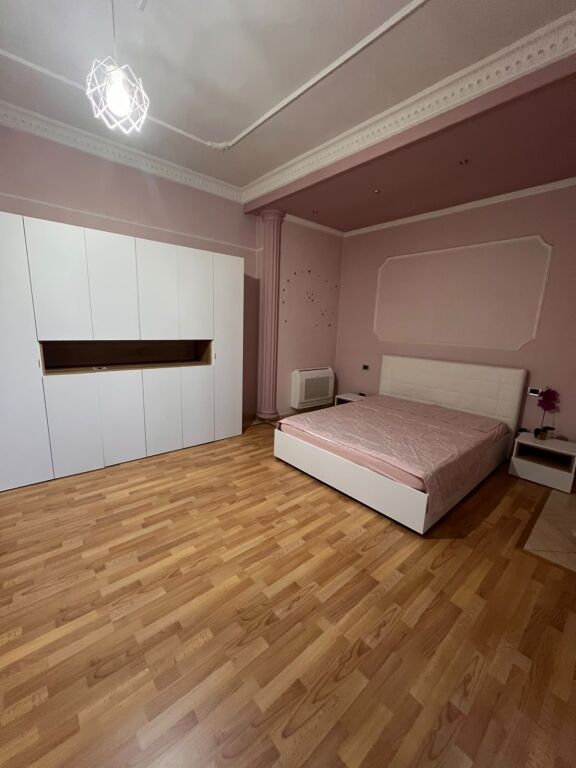 🏡 JEPET ME QIRA APARTAMENT 2+1 PRANË STADIUMIT, DURRËS