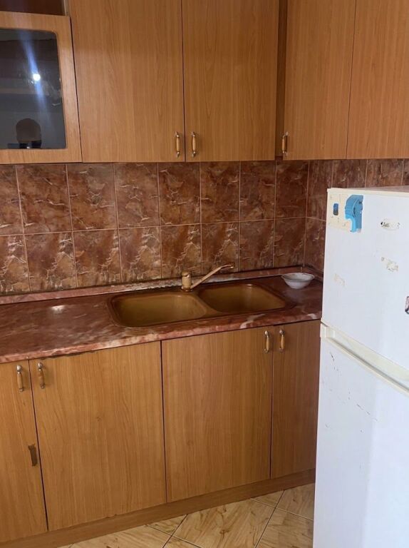 Apartment 2+1 for rent – Dibra Street, Faculty of Medicine !